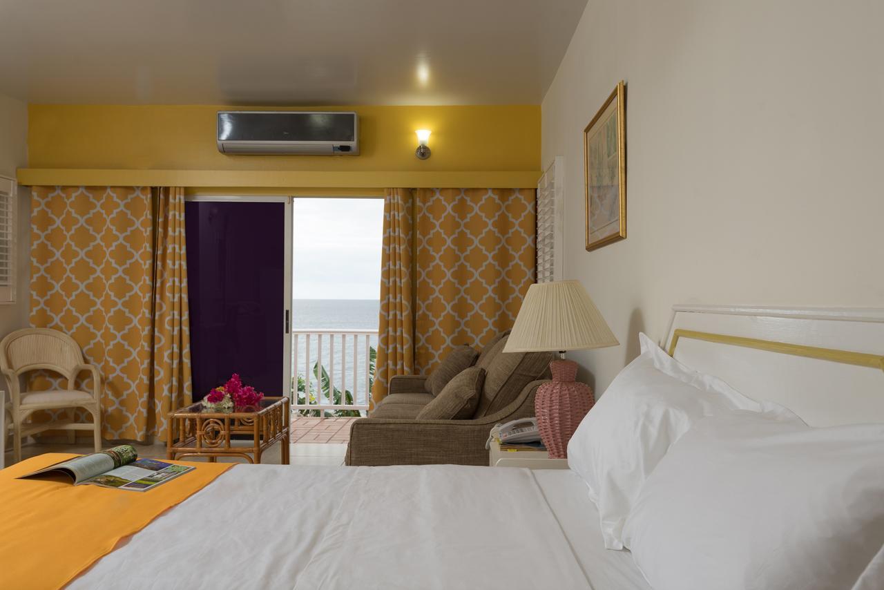 Bird Rock Beach Hotel Basseterre Exterior photo